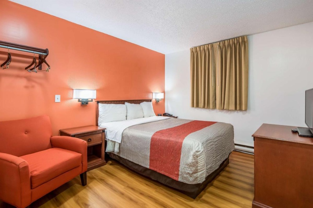 Room image 5