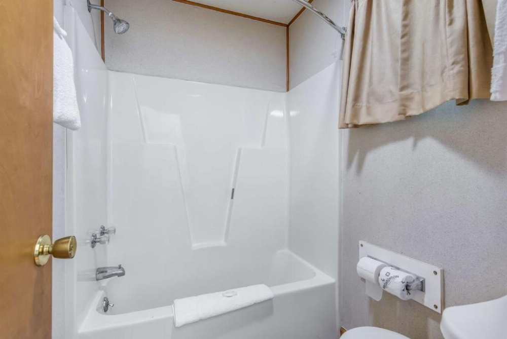 Room image 2
